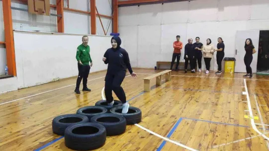 Gençler polislik hayallerinin peşinde