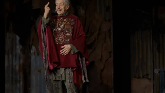 Genco Erkal'ın yeni oyunu 'İmparator', şubat ayı boyunca İstanbul'da 'perde' diyecek