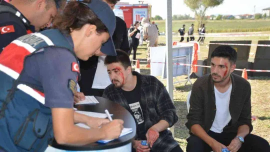Gerçeği aratmayan tatbikat nefesleri kesti
