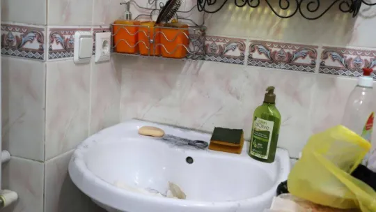 Girdikleri apartmanda 9 daireyi soyup sırra kadem bastılar