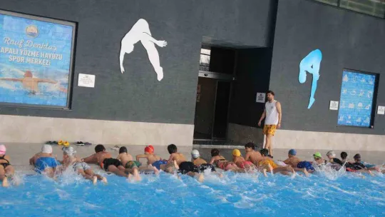 Gölbaşı Belediye Başkanı Şimşek'ten ara tatildeki çocuklara sürpriz