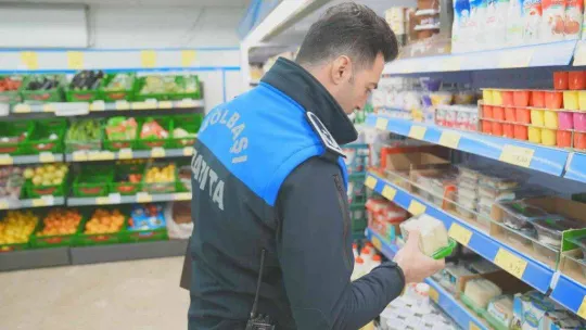 Gölbaşı Belediyesi Zabıta ekiplerinden fahiş fiyat denetimi