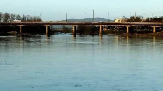Gönen'de köprü yenileme çalışmaları başladı.