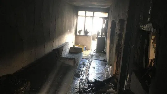 Gönen'de yangında yanan ev kullanılamaz hale geldi