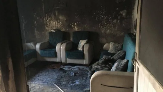 Gönen'de yangında yanan ev kullanılamaz hale geldi