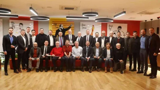 GSYİAD Sarı Kırmızı Kareler yarışmasının oylaması yapıldı