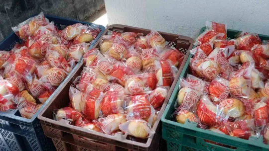 Gümüşhane'den 25 bin ekmek depremzedelere ulaştırılmak üzere yola çıktı