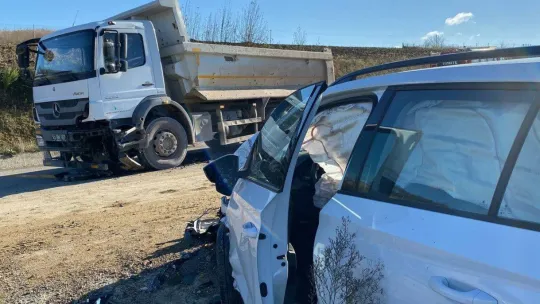 Güneş ışığı gözüne gelen sürücü kaza yaptı: 1 yaralı