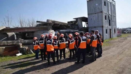 Gürkan: 'Tüm Türkiye her zaman olduğu gibi tek yürek tüm yaraları saracaktır'