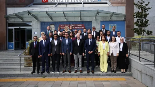 İstanbul Valisi Davut Gül'den Silivri Belediye Başkanlığına Ziyaret