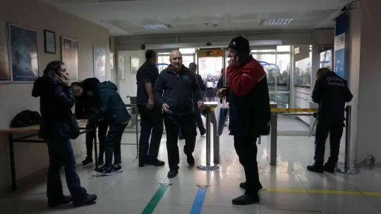 Haberi duyan SGK binasına koştu: Uzun kuyruklar oluştu