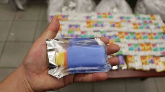 Habur'da milyonlarca lira değerinde kaçakçılık operasyonları