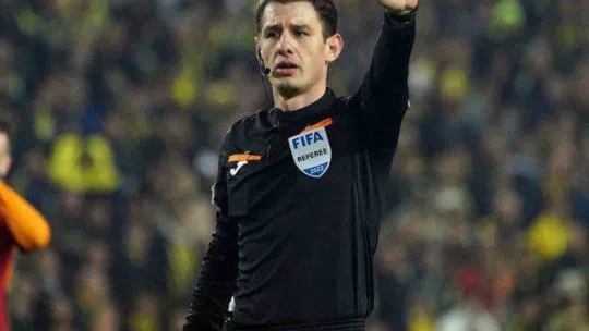 Halil Umut Meler 2. kez Galatasaray - Trabzonspor maçında düdük çalacak