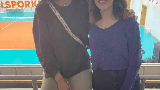 Hande Gibi Smaçla oyununun kazananı Hande Baladın'la buluştu