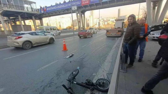 Haramidere'de tırın çarptığı elektrikli bisiklet sürücüsü öldü
