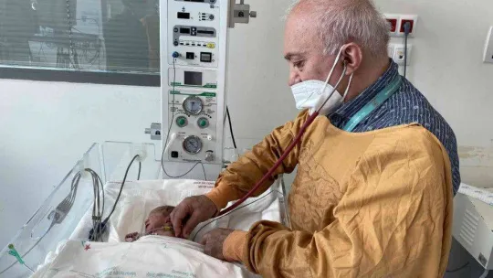 Hasta minik kalplere büyük dokunuşlar