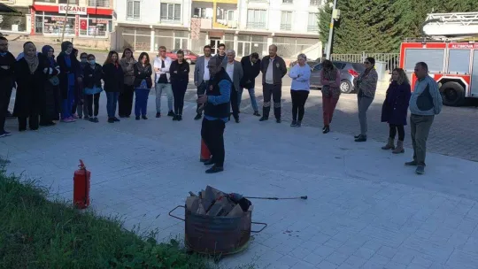 Hastane personeline yangın eğitimi