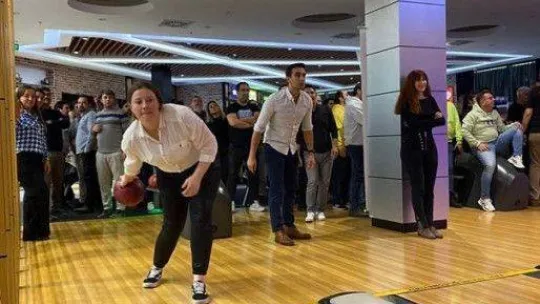 HasTavuk personeli bowlingte eğendi