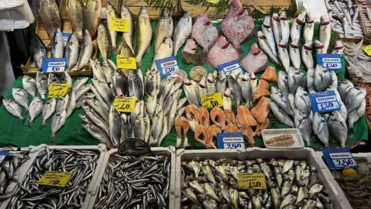 Hava sıcaklığı balık tezgahlarını olumsuz etkiliyor