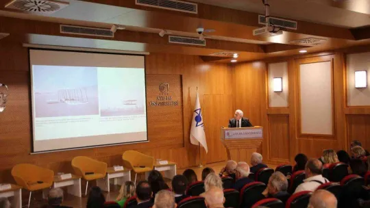 Havacılığın önde gelen isimleri Atılım Üniversitesinde bir araya geldi