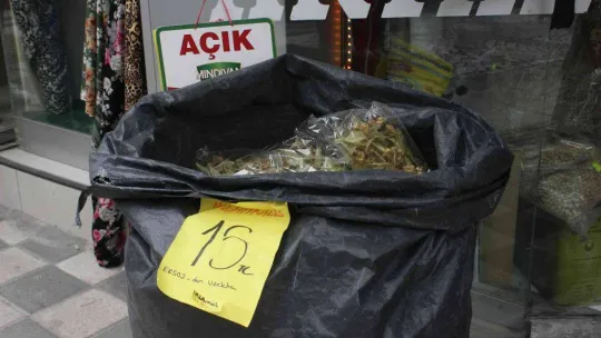 Havalar soğudu, vatandaşlar aktarların yolunu tuttu