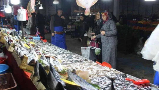 Havaların soğumasıyla birlikte balığa ilgi arttı