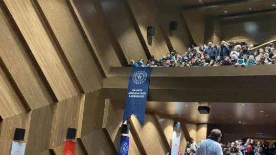 Hayati İnanç Balıkesirli gençlerle bir araya geldi