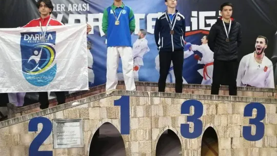 Her branştan madalyalarla döndüler