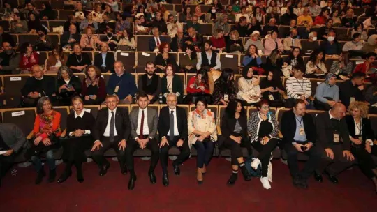 Her şey iyi ve güzel bir dünya için