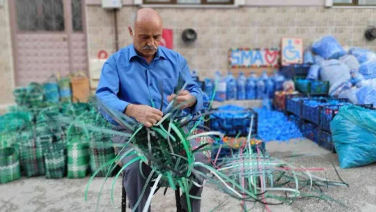 Her yıl milyonlarca kapak toplayıp engellileri sevindiriyor