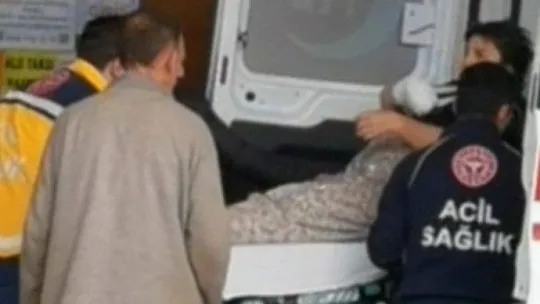 Hızarın üzerine düşen kadının kolu koptu