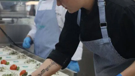 Hollandalı öğrenci Türk mutfağını Kocaeli'de öğrendi