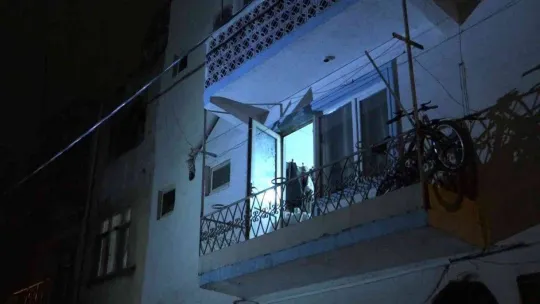 Husumetlisini balkonda görünce kurşun yağdırdı, 2 kişi yaralandı