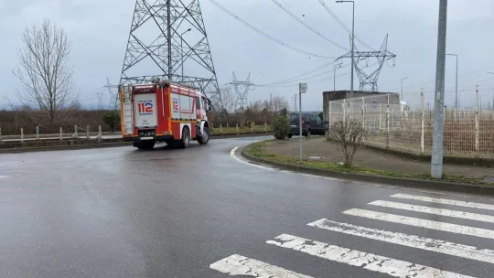 Hyundai'de çıkan yangın ekipleri harekete geçirdi