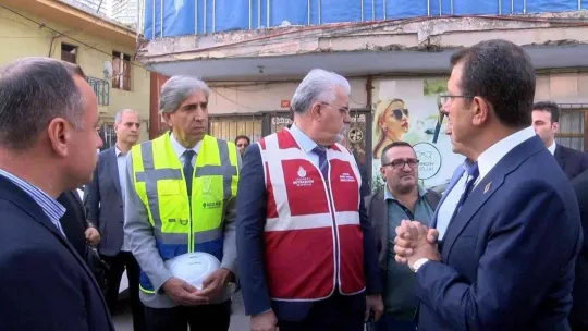 İBB Başkanı İmamoğlu: 'Binanın sağlam kalan tek dairesinde doğalgaz aboneliği var'