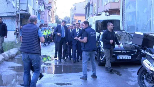 İBB Başkanı İmamoğlu: 'Binanın sağlam kalan tek dairesinde doğalgaz aboneliği var'