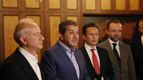 İBB Meclisi AK Parti grubundan Başkan Yazıcı'ya geçmiş olsun ziyareti