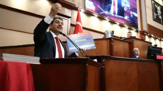 İBB meclisinde bütçe görüşüldü, Tevfik Göksu: '2023'te akıbetiniz İTO seçimleri gibi olacak'