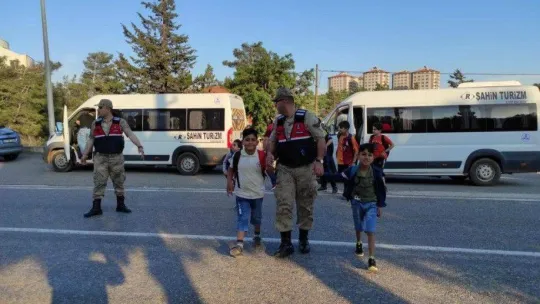 İçişleri Bakanlığı'nın okul çevreleri ve servis araçlarına yönelik 5 günlük yoğun denetiminin sonuçları belli oldu