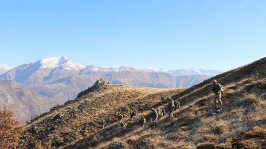 İçişleri Bakanlığınca Tunceli'de 881 personelin katılımıyla 'Eren Abluka Sonbahar-Kış-13 Şehit Jandarma Astsubay Üstçavuş Celil Mutlu Operasyonu' başlatıldı