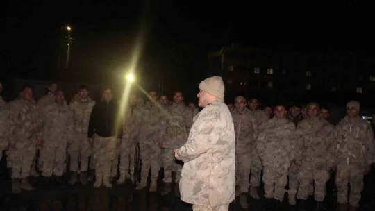 Iğdır'dan 150 güvenlik korucusu ve 12 astsubay deprem bölgesine gitti