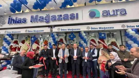 İhlas Pazarlamanın İstanbul'daki en büyük mağazası Sultanbeyli'de açıldı