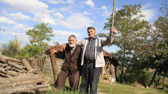 İhtiyar delikanlıların yarım asırlık dostluğu