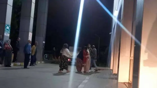 İkinci kattan şüpheli şekilde düşen genç tedavi altına alındı