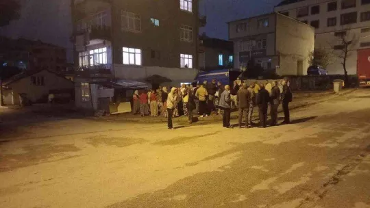 İkinci kattan şüpheli şekilde düşen genç tedavi altına alındı