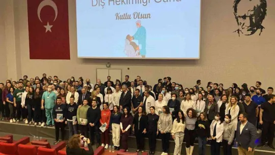 İl Sağlık Müdürü Kemal Memişoğlu, 'Dünyanın gelişmiş ülkelerinden insanlar sağlık ve diş ile ilgili hizmet almak için bu ülkeye geliyorsa sizler sayesinde'