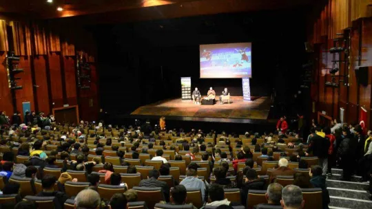 İlhan Mansız ve Nihat Kahveci tarihe geçen golleri beraber izledi