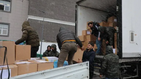 İlkadım depremzedeler için tek yürek