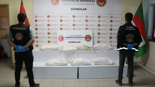 Tuz çuvalları arasında gizlenen 49 kilogram eroin ele geçirildi
