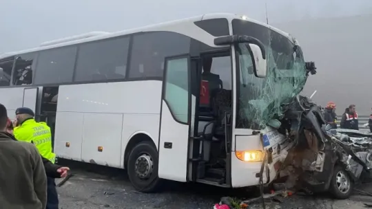Kuzey Marmara Otoyolu'nda feci kaza: 11 ölü, 57 yaralı